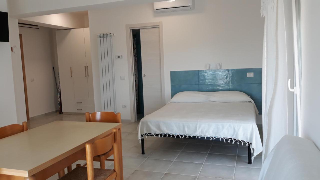 Mare Blu Apartment Gizzeria Phòng bức ảnh